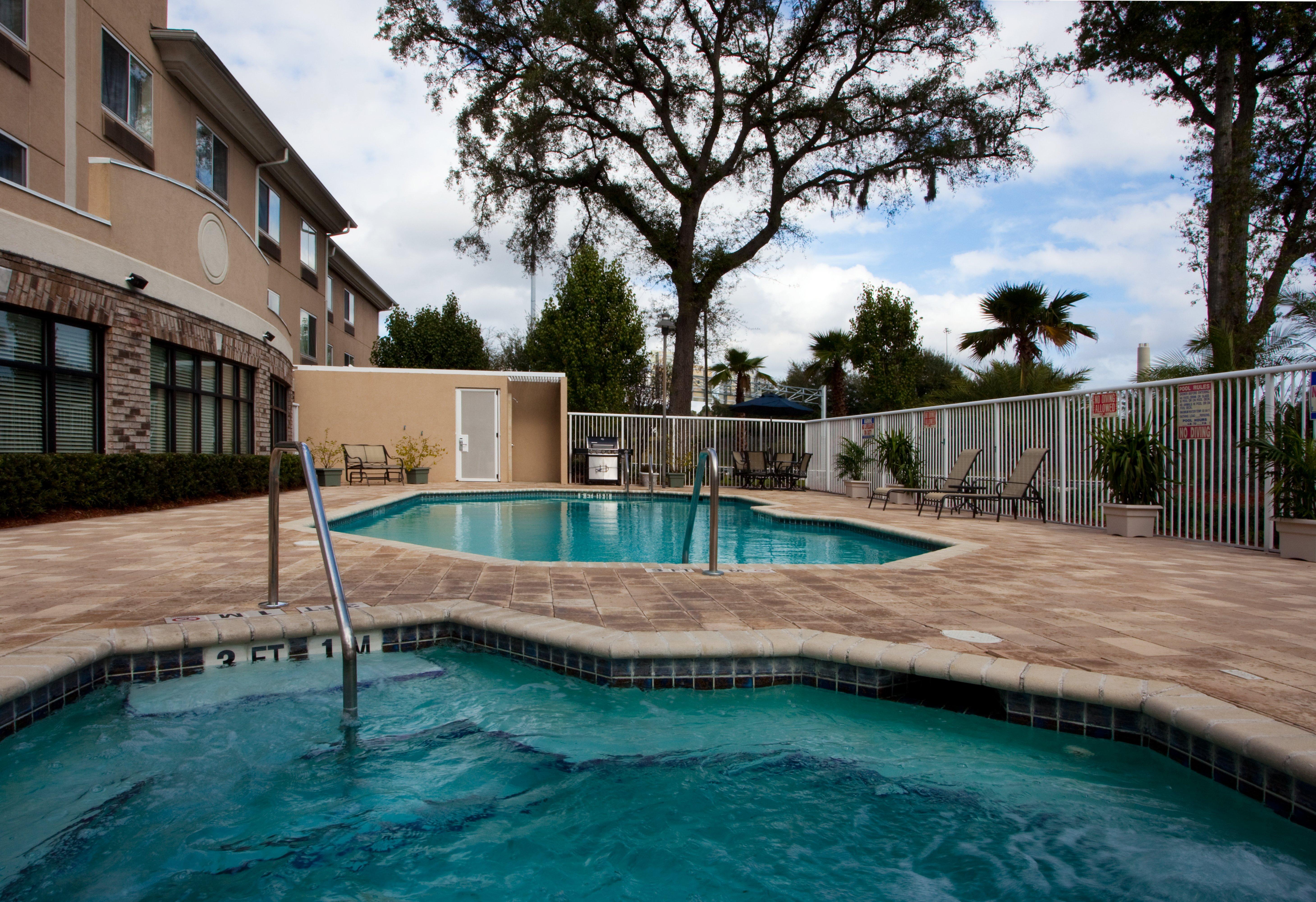 Holiday Inn Express Hotel & Suites Jacksonville-Blount Island By Ihg Eksteriør bilde